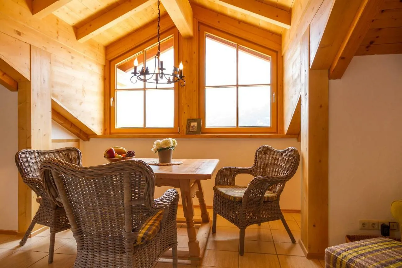 Apartment Ferienwohnungen Alpentraum - Landhaus Obermaiselstein Deutschland